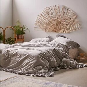 Woven Fan Headboard